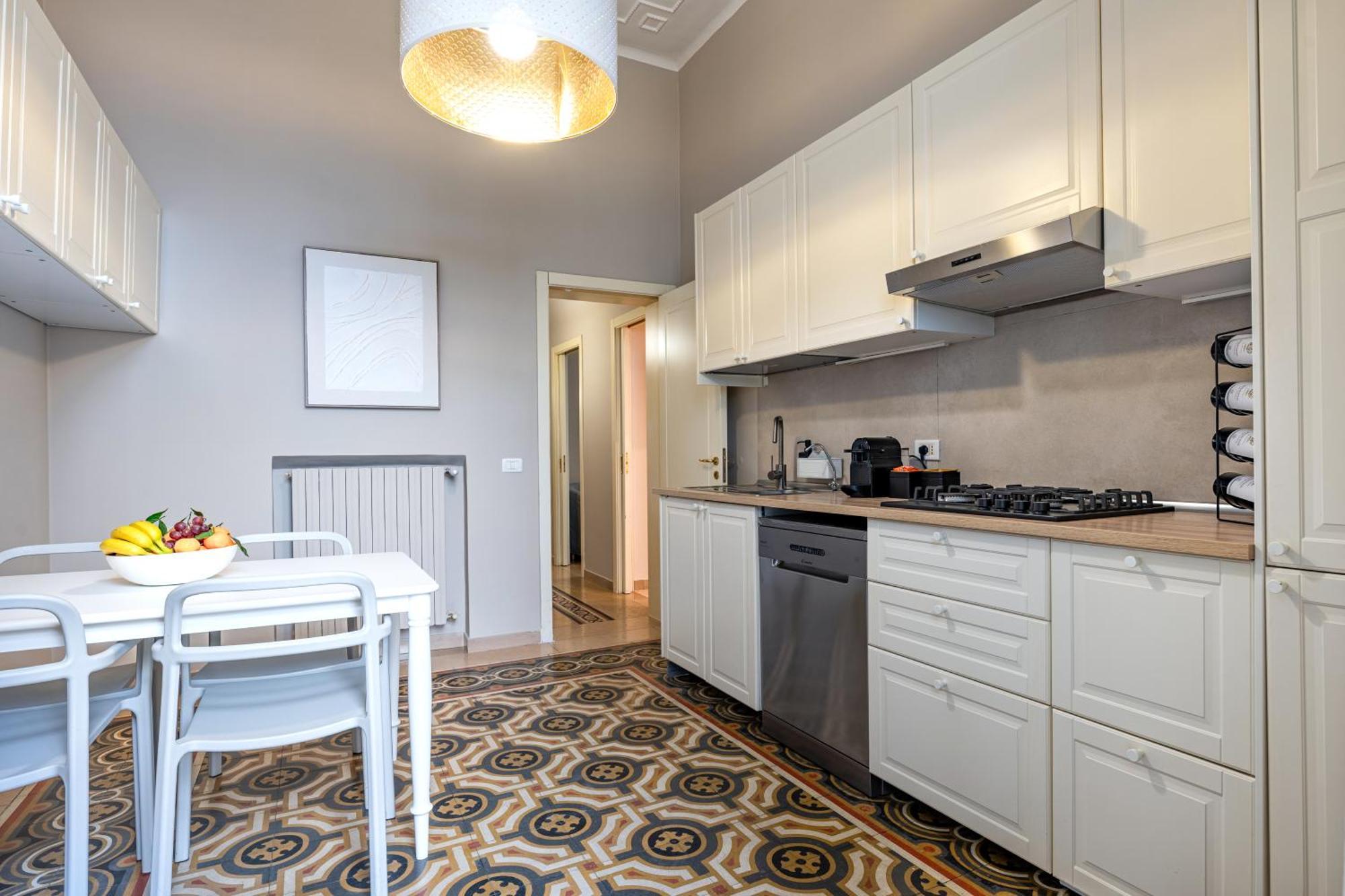 100Mq Maison Paradise - Central & Elegant Apt バーリ エクステリア 写真