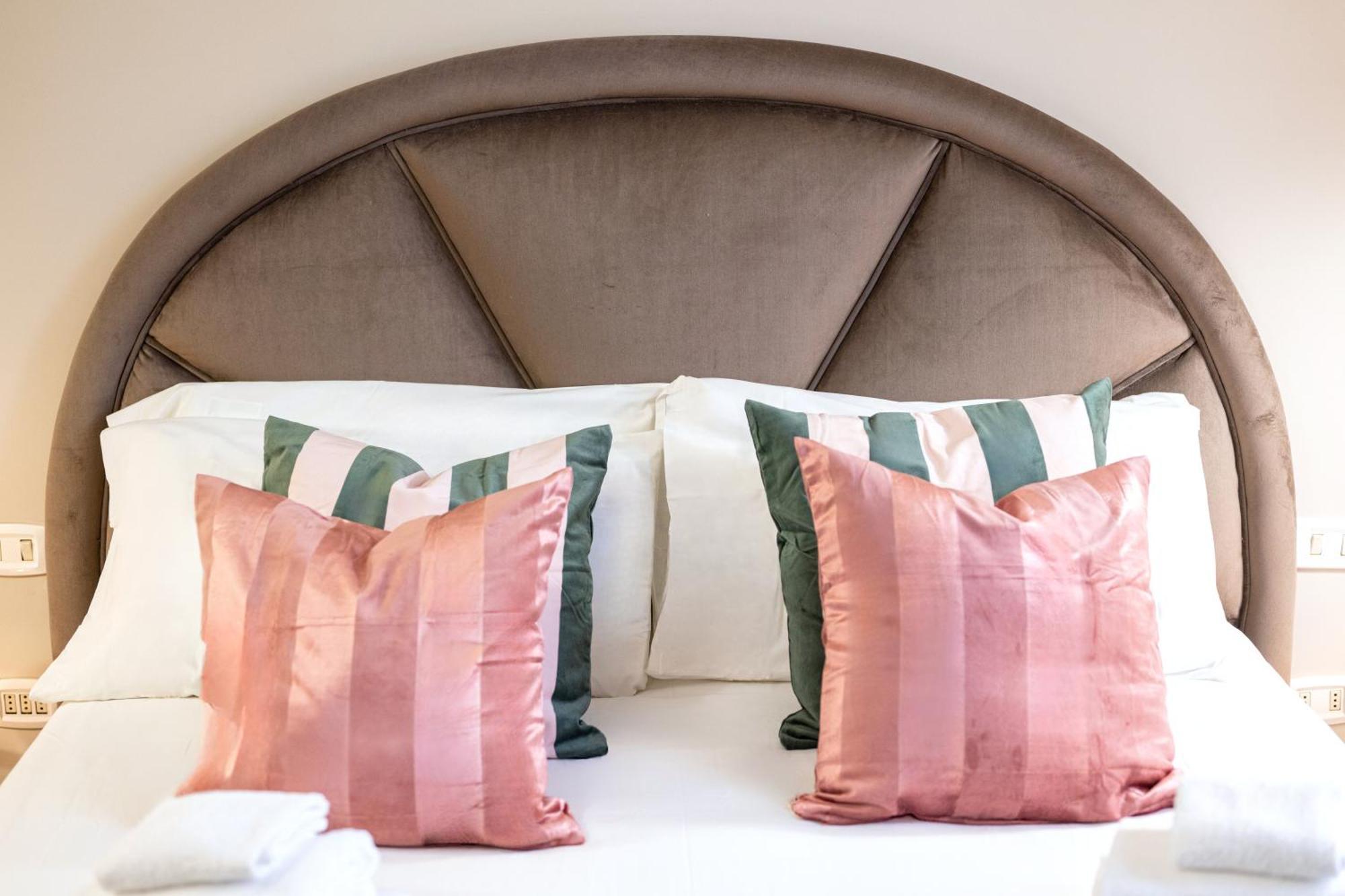 100Mq Maison Paradise - Central & Elegant Apt バーリ エクステリア 写真