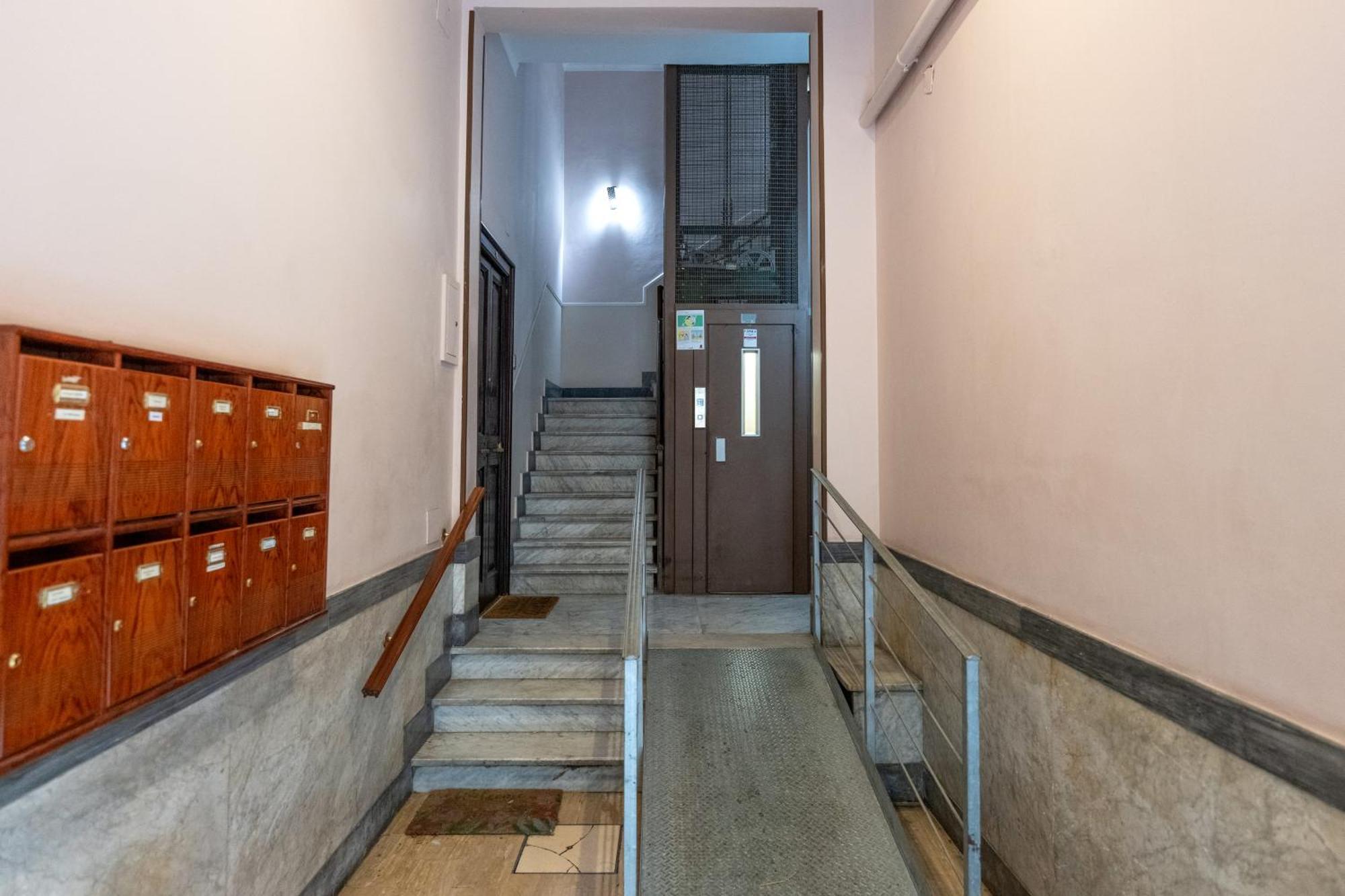 100Mq Maison Paradise - Central & Elegant Apt バーリ エクステリア 写真